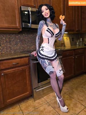 razor_candi photo #0038