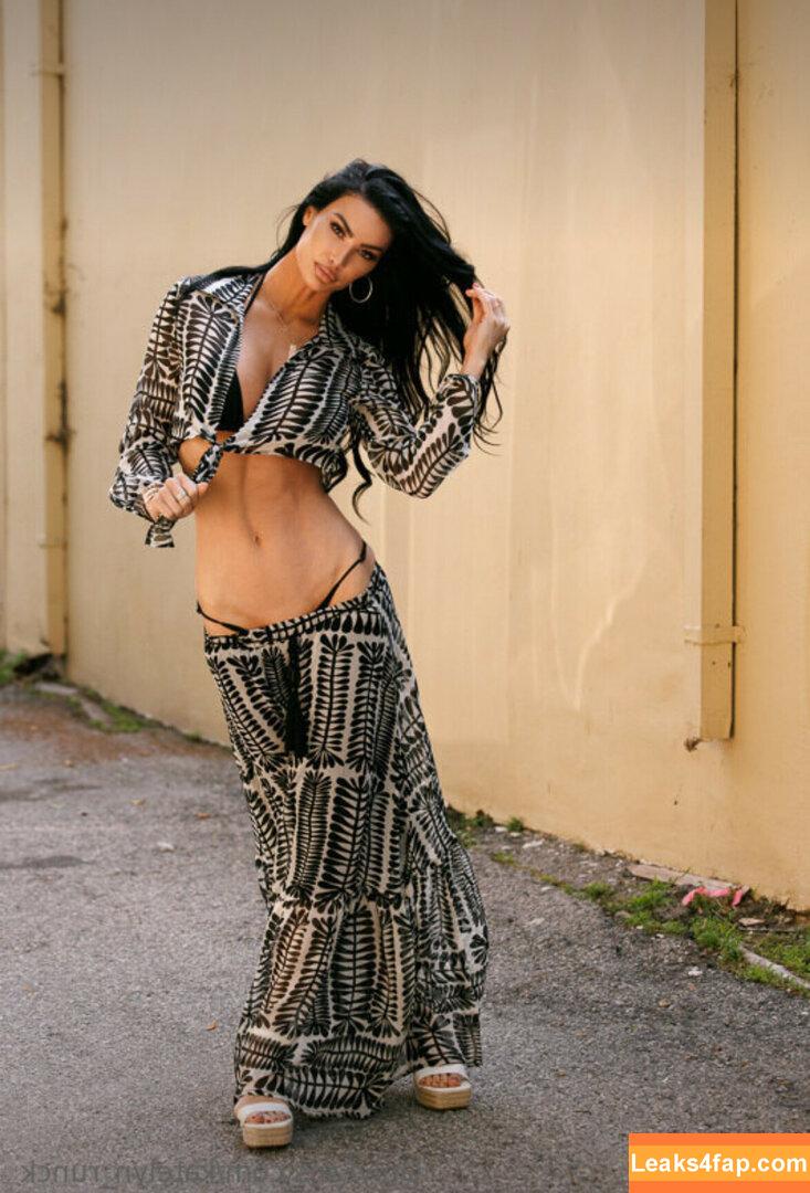 Katelyn Runck / katelyn_runck leaked photo photo #0016