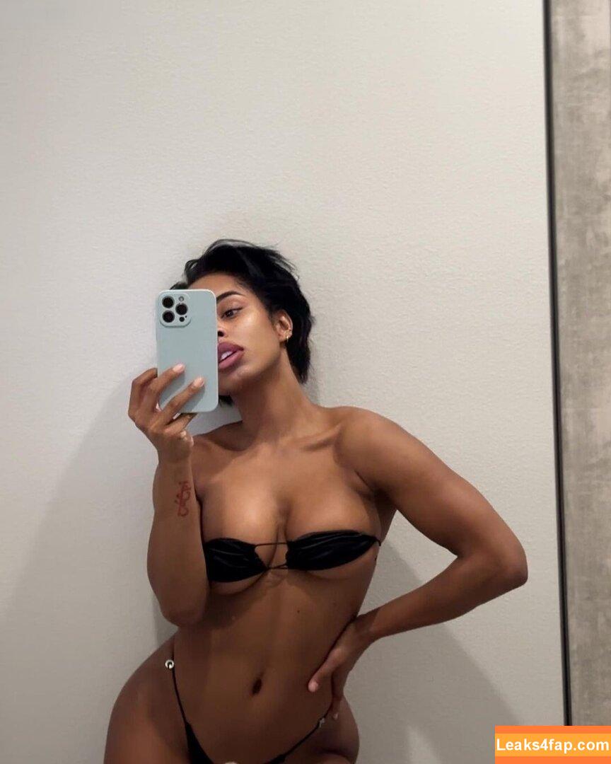 Qimmah Russo / qflex_4life / qimmahrusso leaked photo photo #0138