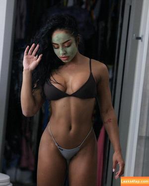 Qimmah Russo photo #0027