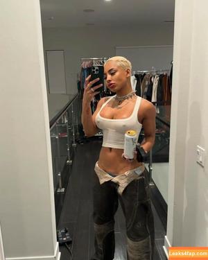 Qimmah Russo photo #0073