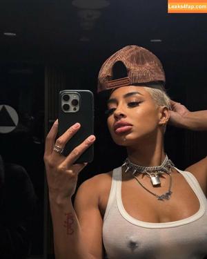 Qimmah Russo photo #0078