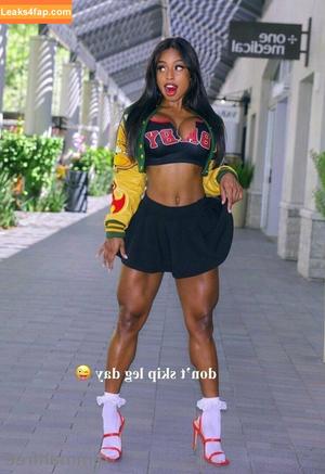 Qimmah Russo photo #0123