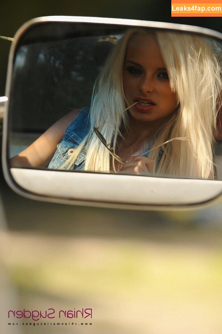 Rhian Sugden / Rhianmarie / rhiansugden / rhiansuggers слитое фото фото #1070