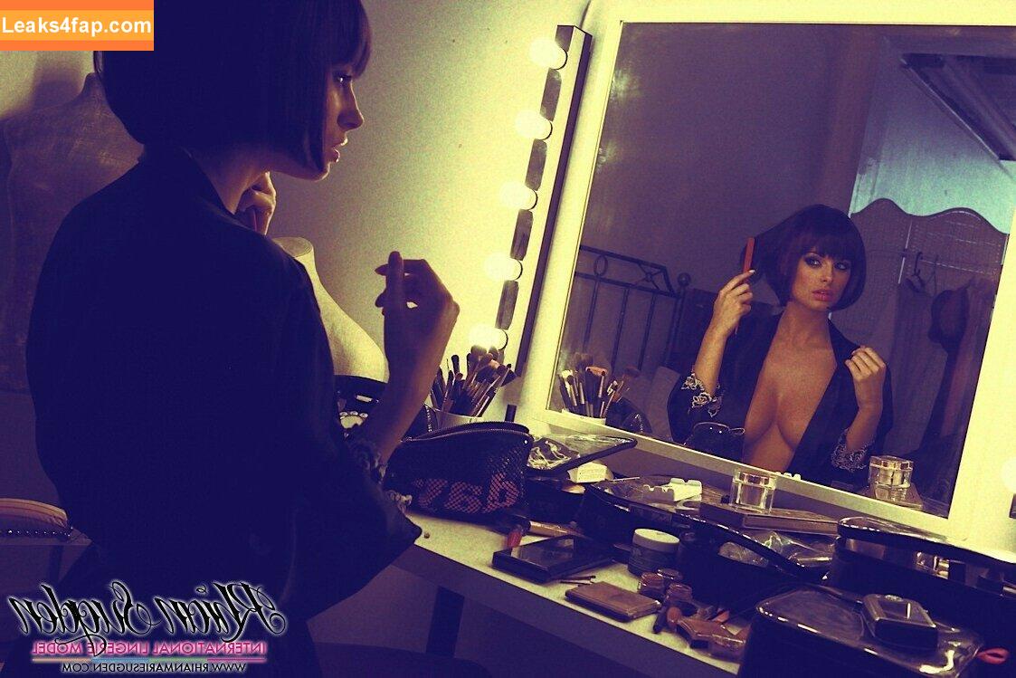 Rhian Sugden / Rhianmarie / rhiansugden / rhiansuggers слитое фото фото #1210