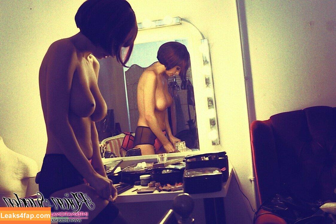 Rhian Sugden / Rhianmarie / rhiansugden / rhiansuggers слитое фото фото #1423