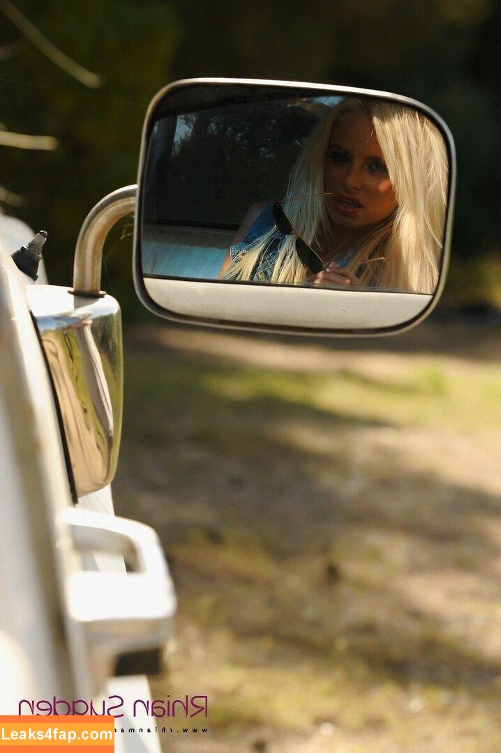 Rhian Sugden / Rhianmarie / rhiansugden / rhiansuggers leaked photo photo #1692