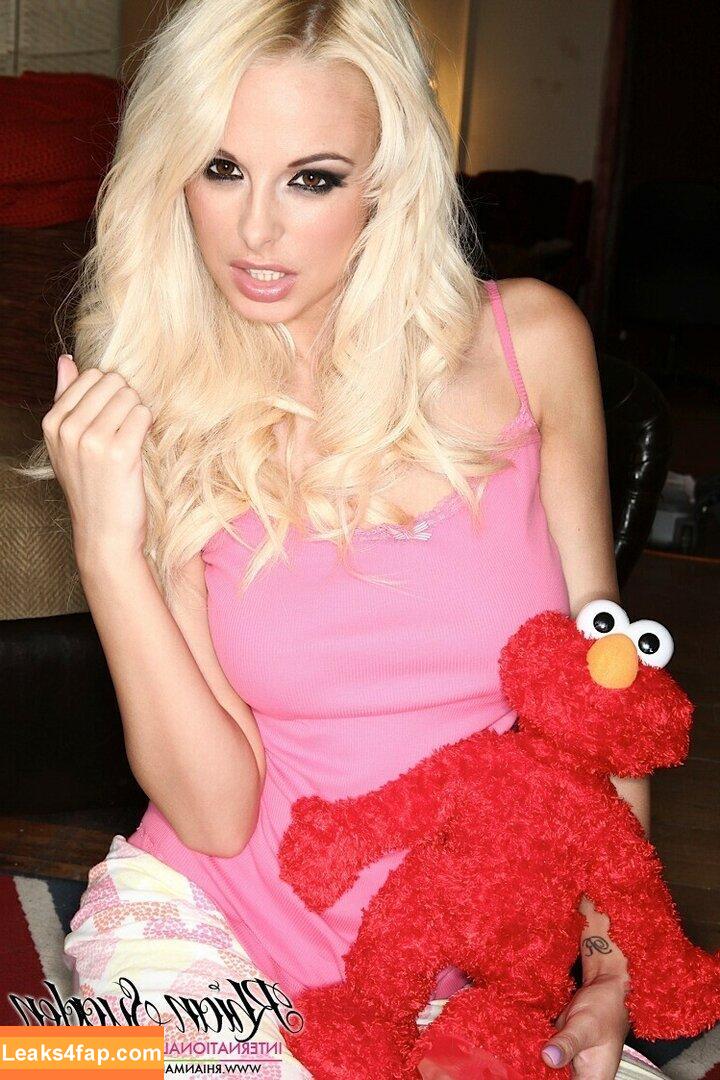 Rhian Sugden / Rhianmarie / rhiansugden / rhiansuggers leaked photo photo #1920