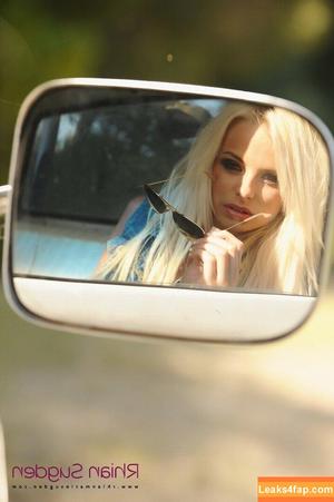 Rhian Sugden фото #1066