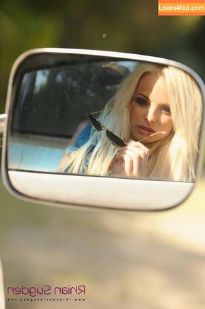 Rhian Sugden photo #1690