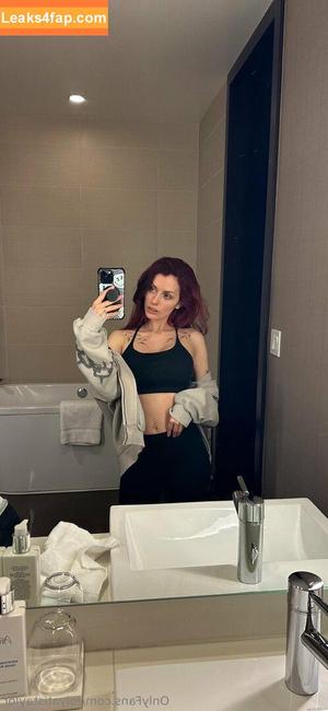 Rolyatistaylor photo #0039