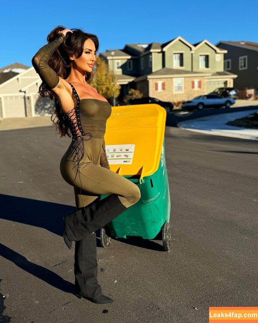 Whitney Johns / whitneyjohns leaked photo photo #0008