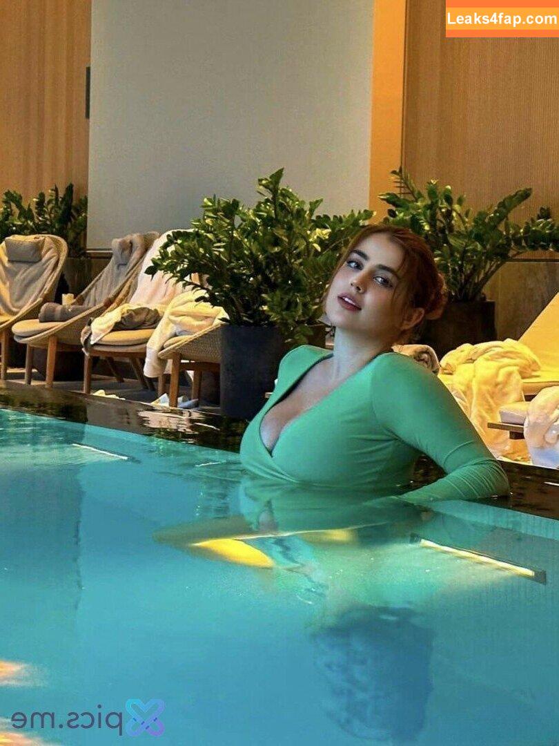 Gee Nelly /  leaked photo photo #0013