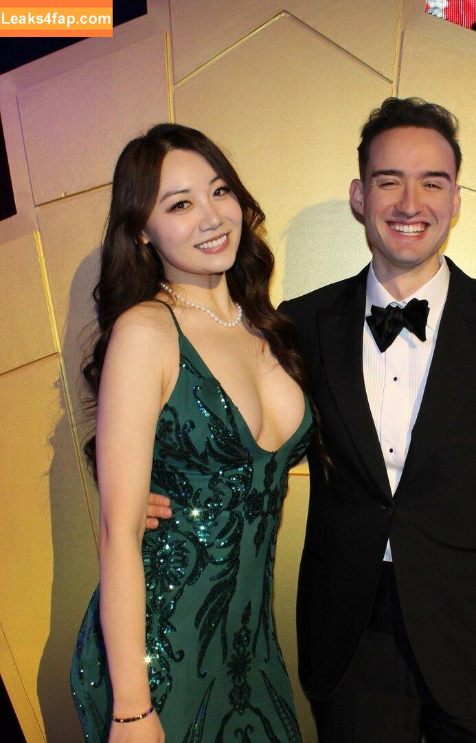 issfanfan /  leaked photo photo #0013