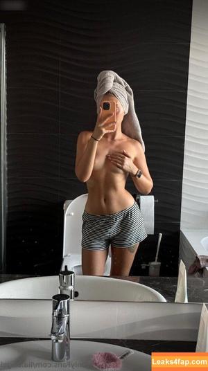 Lia Engel photo #0010