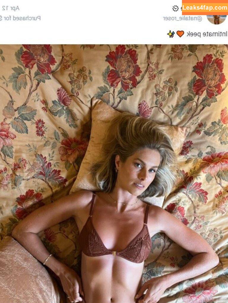 natalie_roser /  leaked photo photo #0003