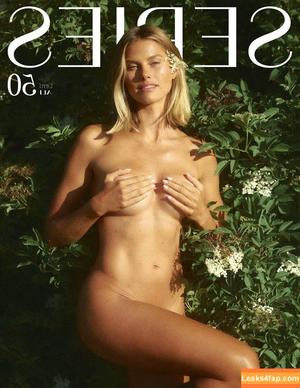 natalie_roser photo #0006