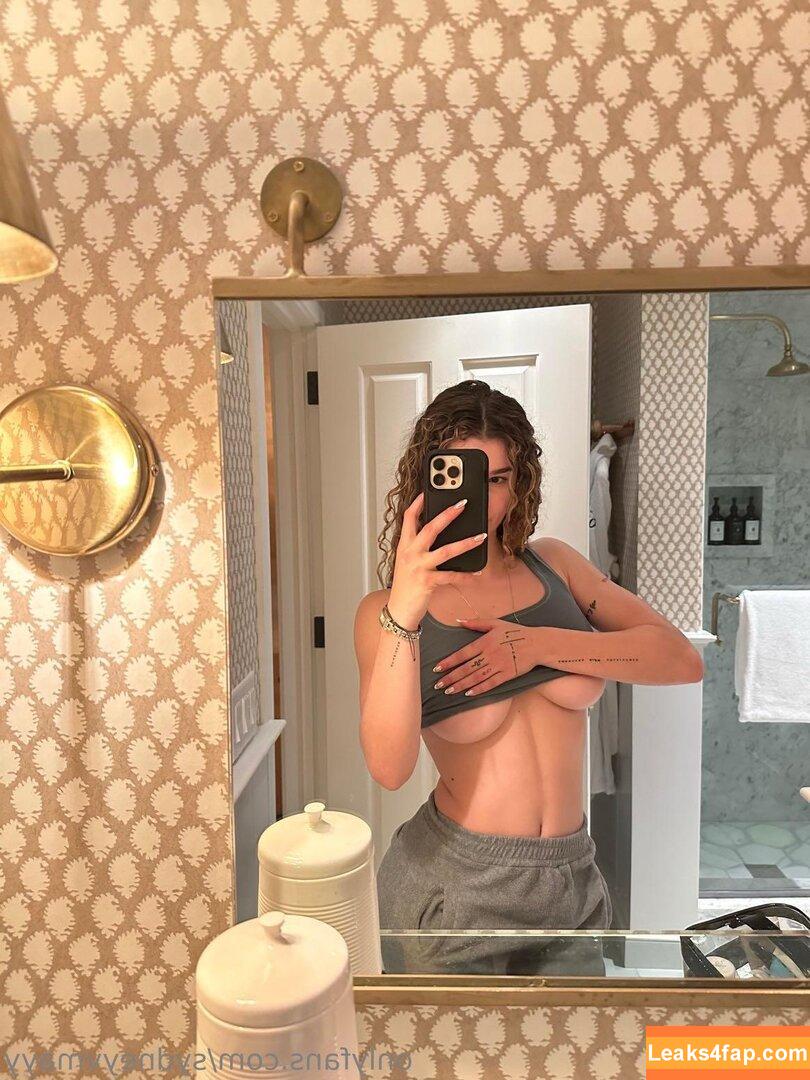 SydneyvMay / Sydney Vezina leaked photo photo #0021