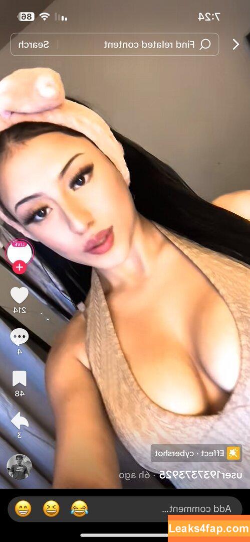 4.4.4_isaa /  leaked photo photo #0001