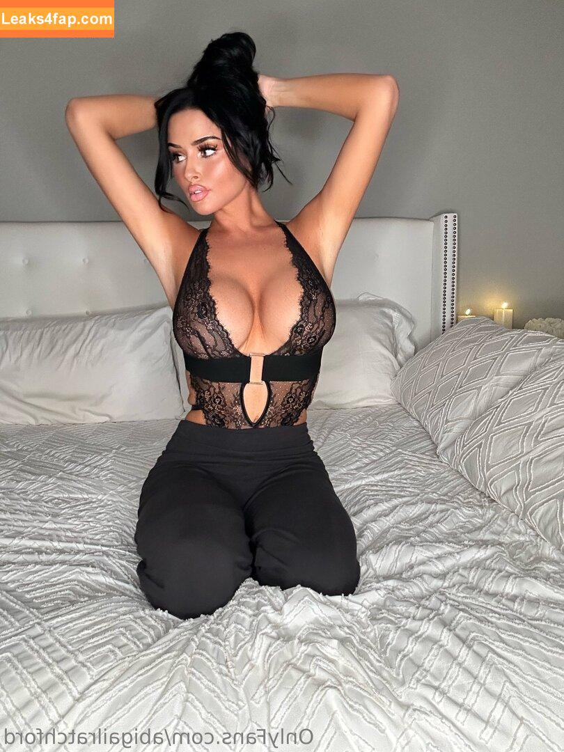 abigailratchford /  leaked photo photo #0003