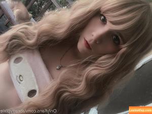 abrattypixie photo #0100