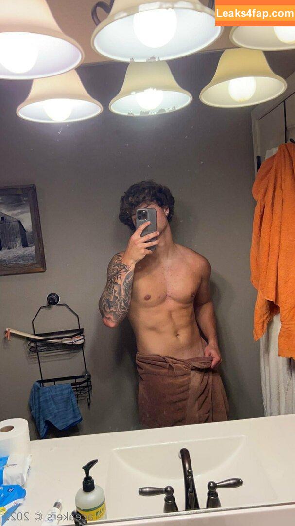 aceakers /  слитое фото фото #0009