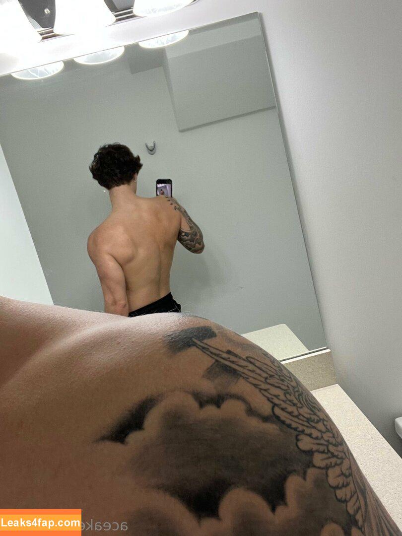 aceakers /  leaked photo photo #0061