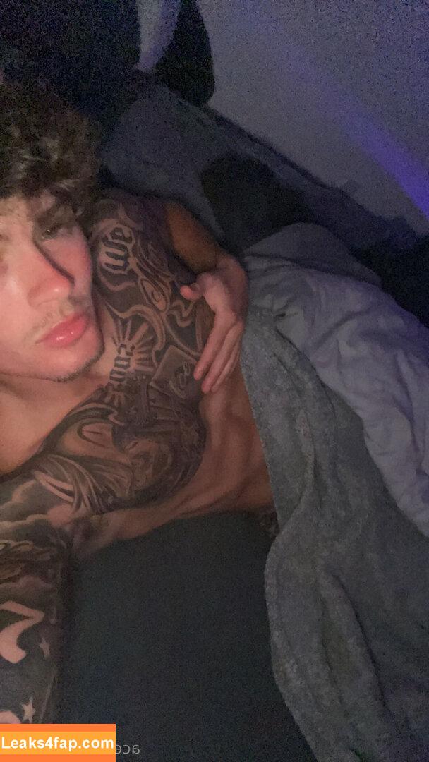 aceakers /  leaked photo photo #0081