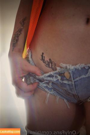 Alexandra Hunt photo #0024