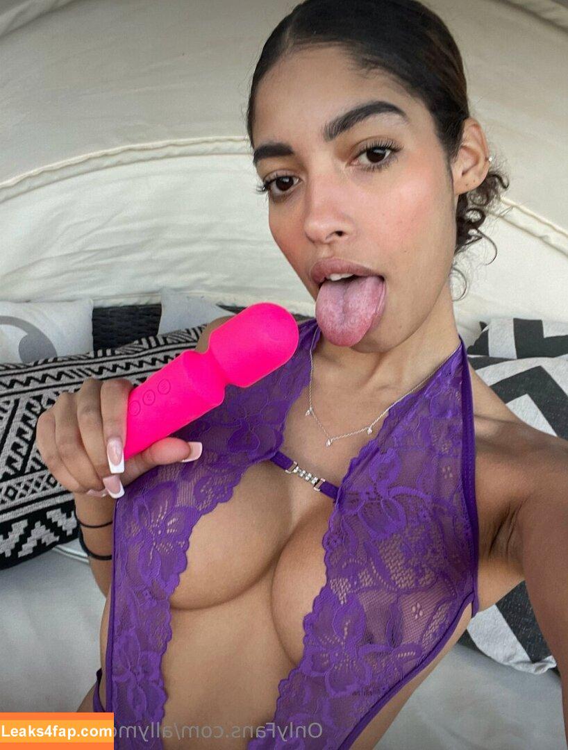 allymcfarland18 / ally.mcfarlane leaked photo photo #0106