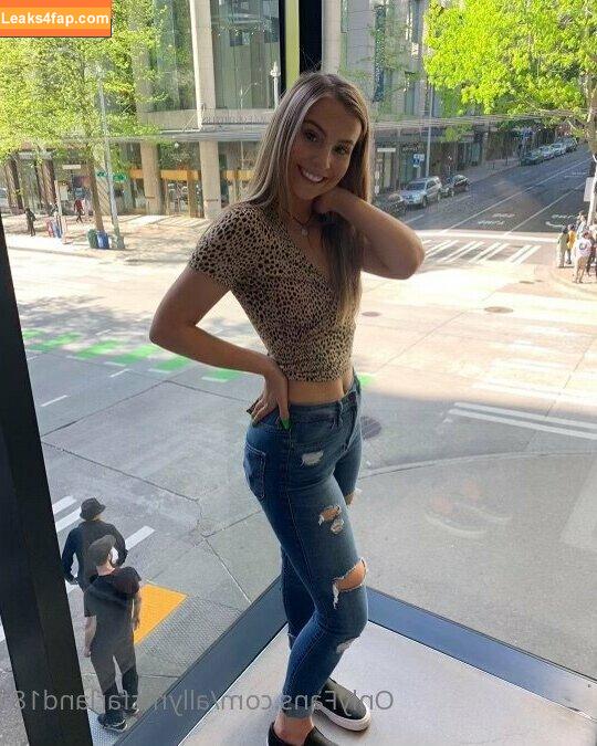 allymcfarland18 / ally.mcfarlane leaked photo photo #0179