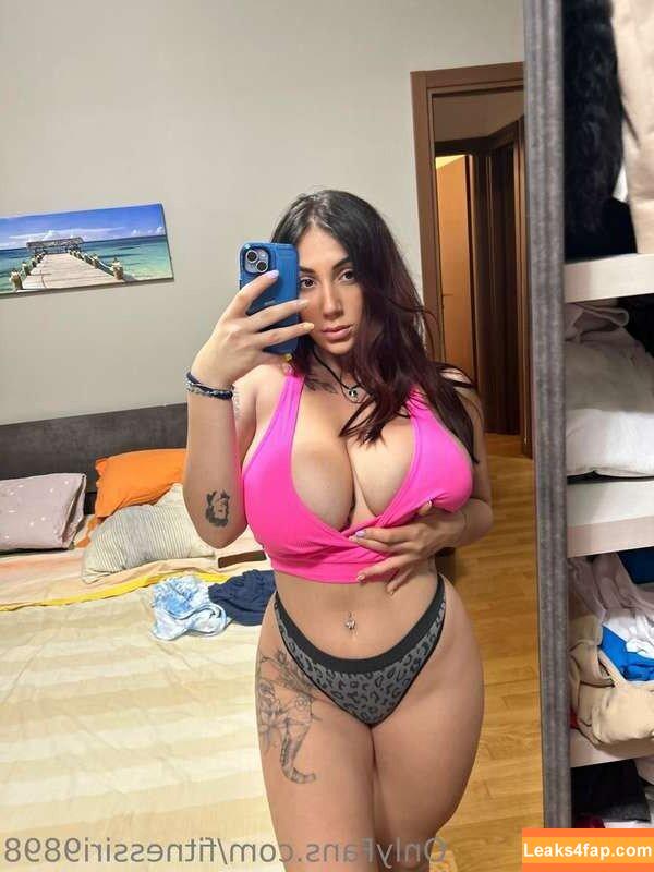 Andreea Irimescu / FitnessIri / Irifit98 / fitnessiri9898 / iri_fit98 leaked photo photo #0008