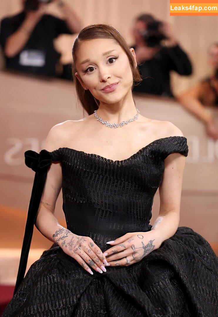 Ariana Grande / arianagrande leaked photo photo #0098