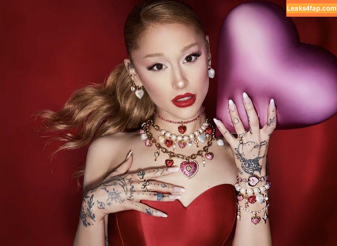 Ariana Grande / arianagrande leaked photo photo #0119