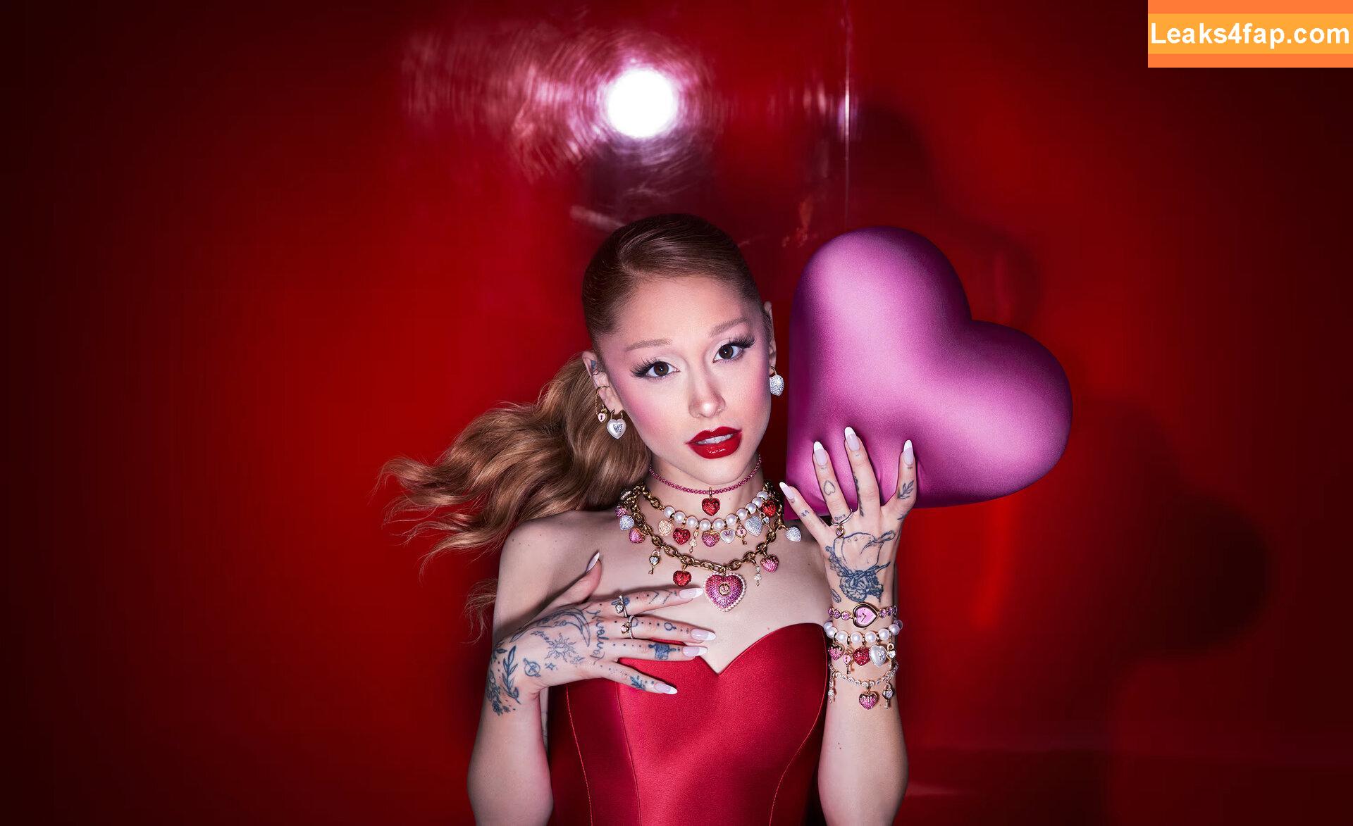 Ariana Grande / arianagrande leaked photo photo #0127