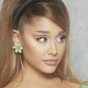 Ariana Grande фото #0002