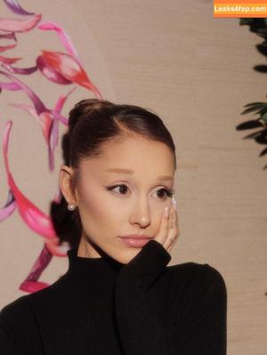 Ariana Grande photo #0080