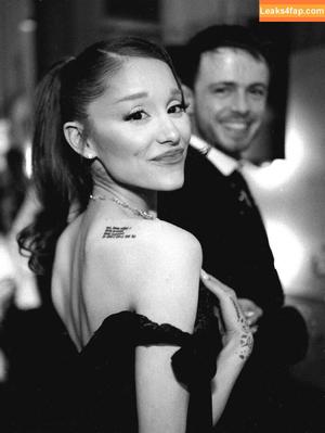 Ariana Grande photo #0104
