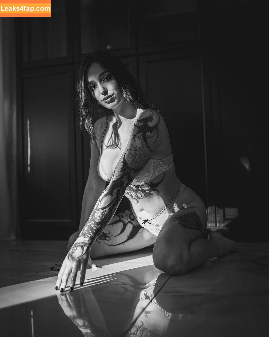 Aryabella / OliviaXORose / aryabellax leaked photo photo #0108