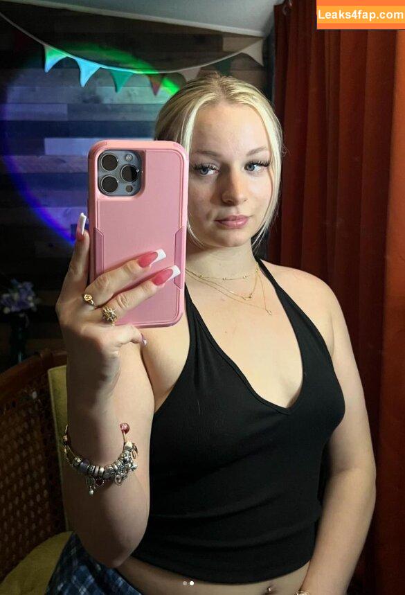 Ashley Renee / ash.renee.ley / itsreneeashley / mommy.the.sadist leaked photo photo #0027