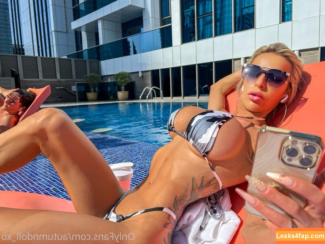AutumnDoll / autumnblair_xo / autumndoll_videos leaked photo photo #0003