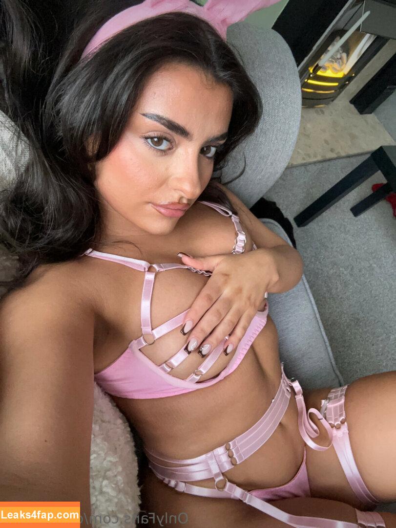 Carla Sophie / carlasophiebtw / carlysophie leaked photo photo #0055