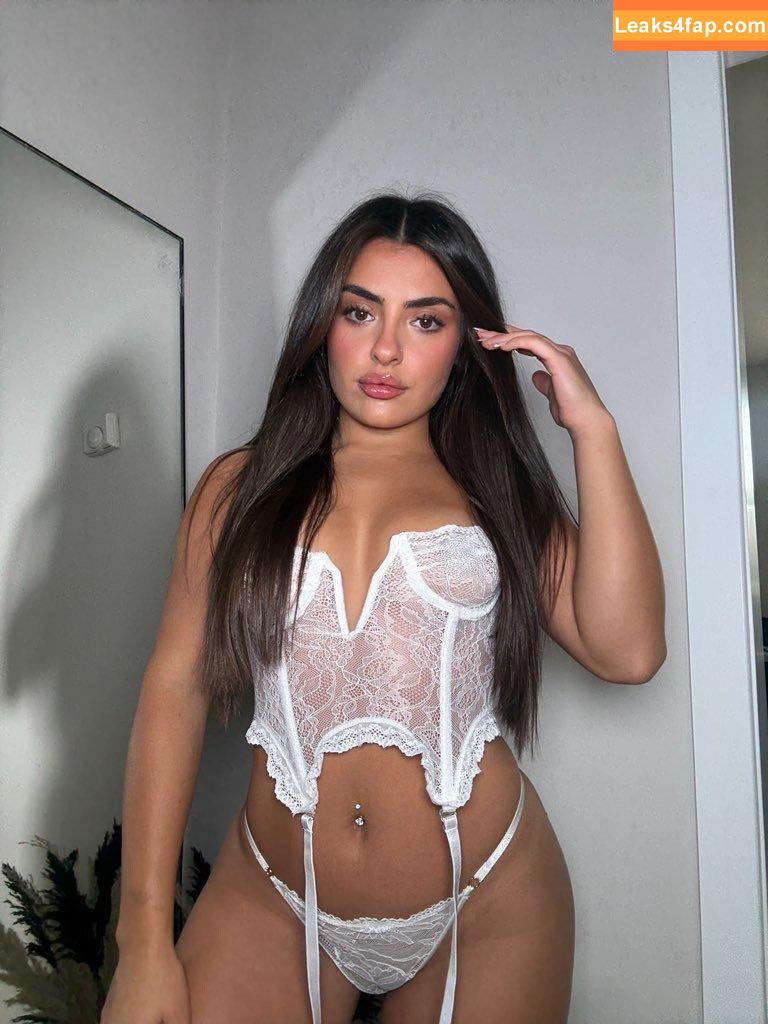 Carla Sophie / carlasophiebtw / carlysophie leaked photo photo #0144