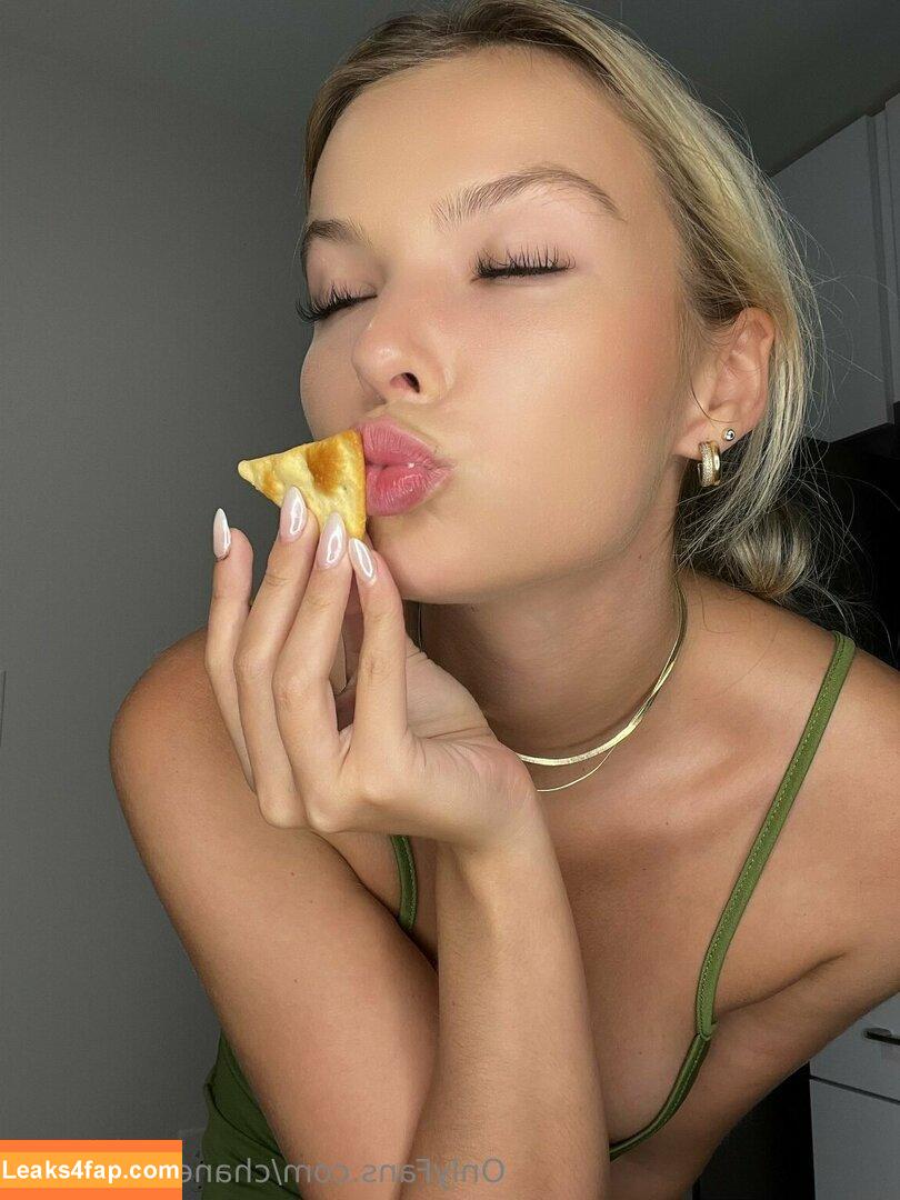 Chanelbestcoast / egirls_sexy / theblondebarbiexo555 leaked photo photo #0036