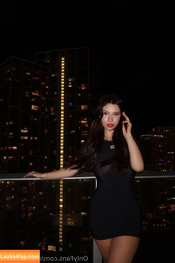 cherrycatxox /  leaked photo photo #0004