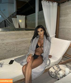 Chloe Khan photo #0082