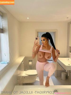 Chloe Khan photo #0240