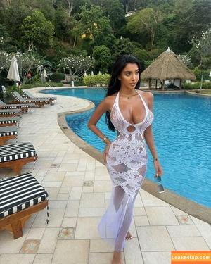 Chloe Khan photo #0389