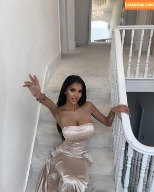 Chloe Khan photo #0477