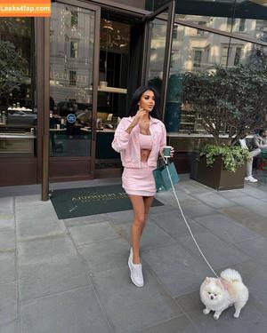 Chloe Khan photo #0483